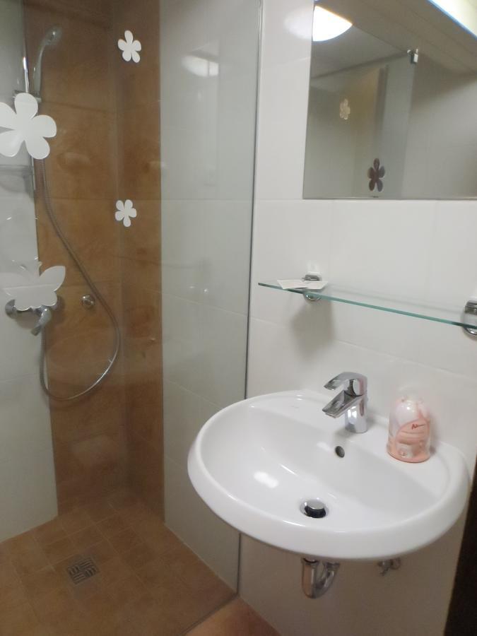 Gostisce Smuk Hotel Krize Exterior photo