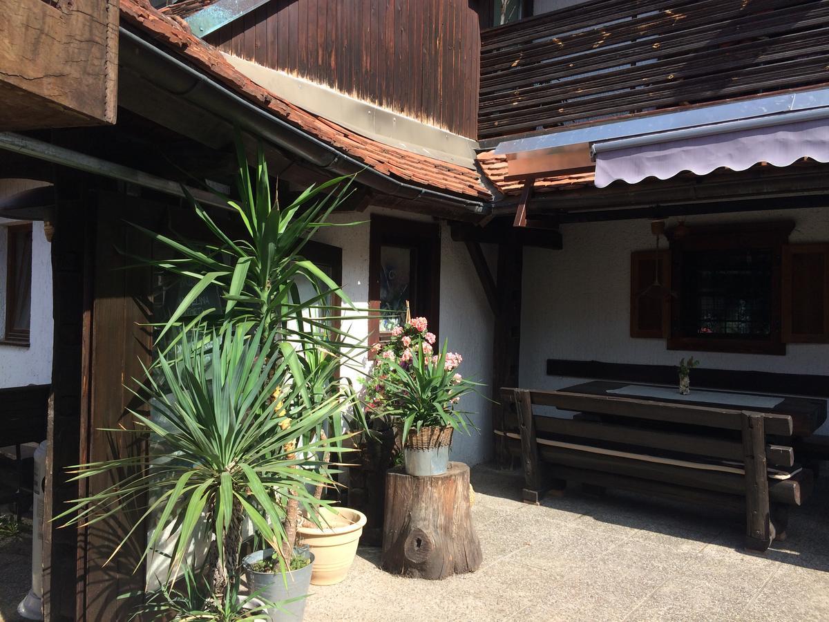 Gostisce Smuk Hotel Krize Exterior photo